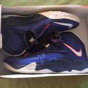Nike Zoom Soldier VII